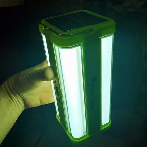 SOLAR CHARGING LIGHT